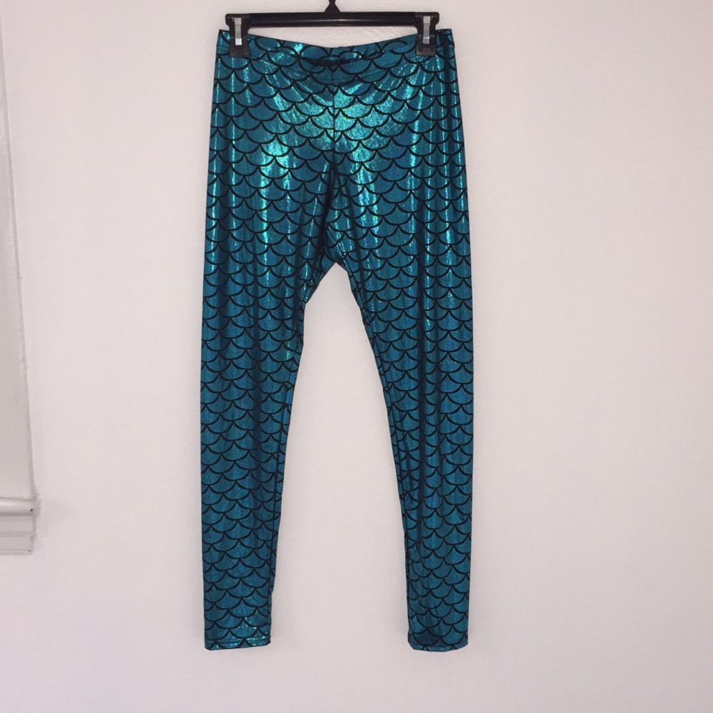 Glitter mermaid scale leggings